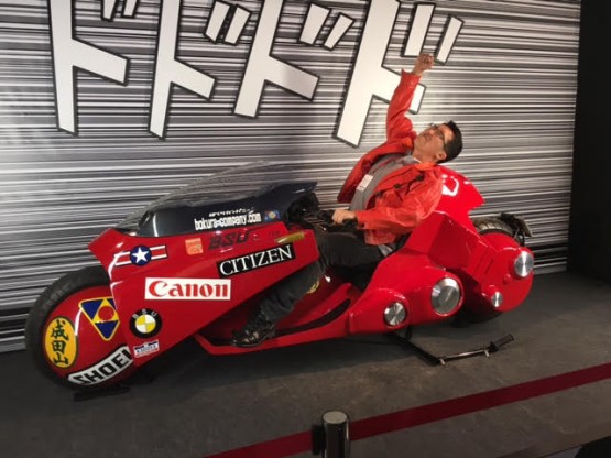 Otomo en moto 2